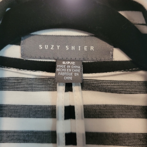 Suzy Shier Striped Crop Blazer - Picture 3 of 5